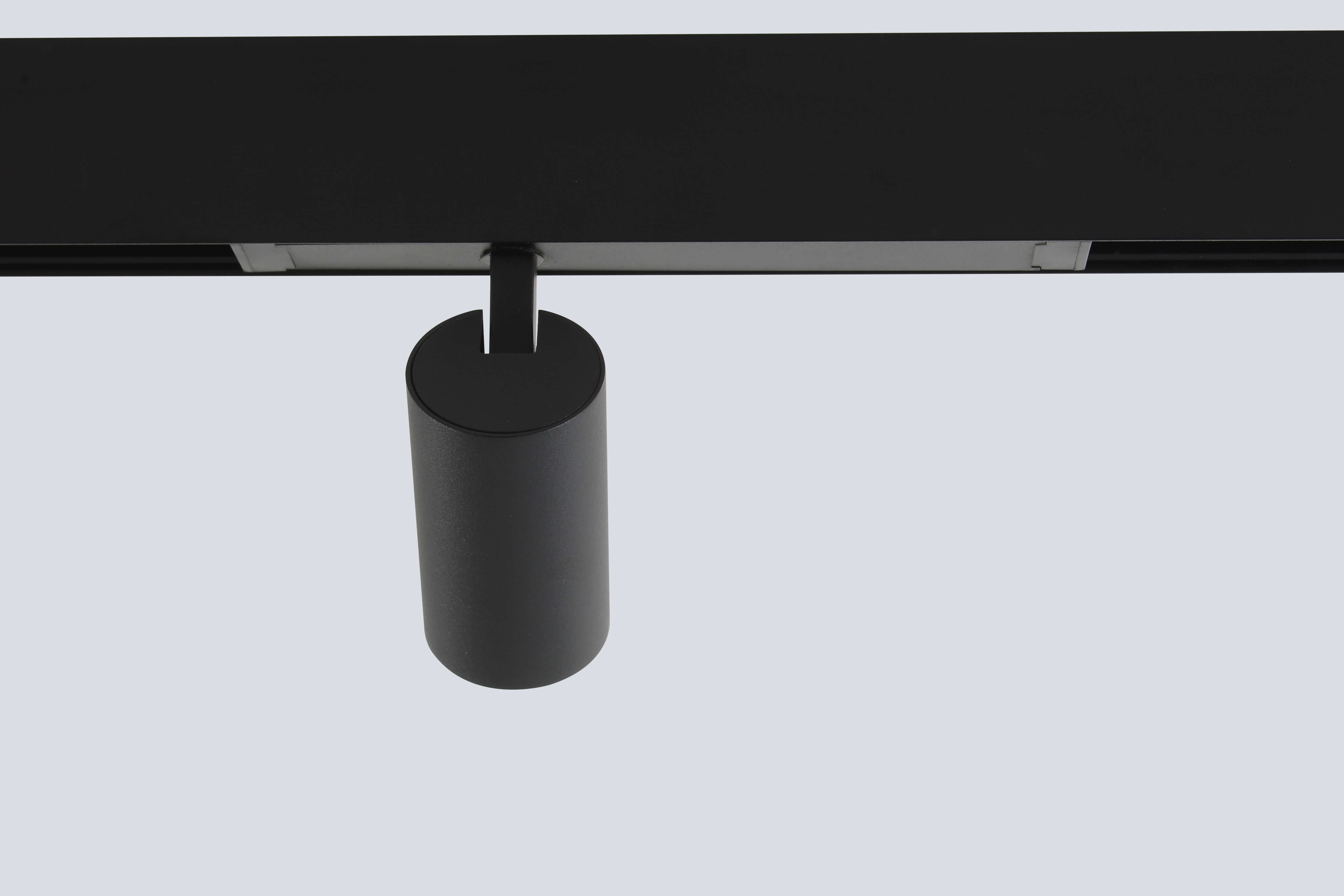 Светильник трековый 220v crystal lux clt 0.35 003 10w bl 4000k